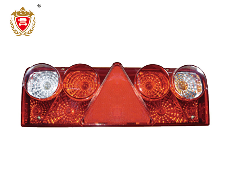 UNIVERSAL TAIL LAMP